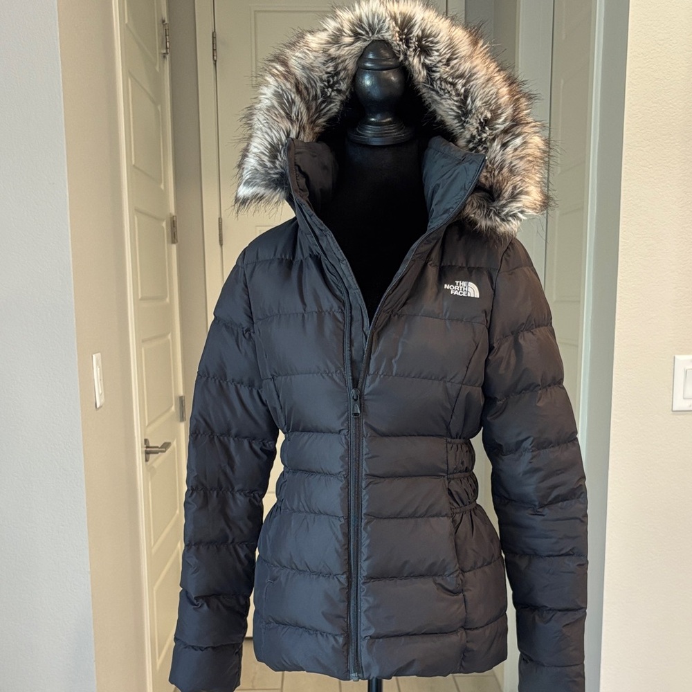 North Face Gotham Black Down Puffer Jacket With Faux Fur Hood Size XS - Picture 6 of 16
